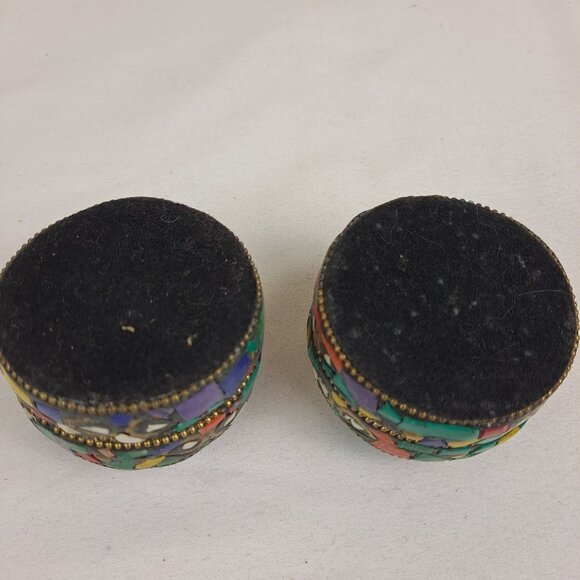 Set of 2  Round Trinket Boxes Multicolor Stone Covered Removable Lids Handmade - Picture 9 of 10